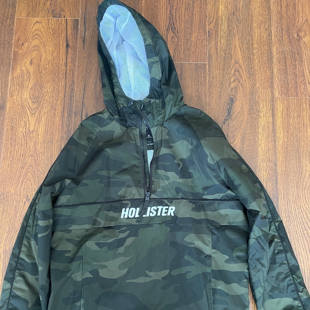 Hollister Camo Windbreaker